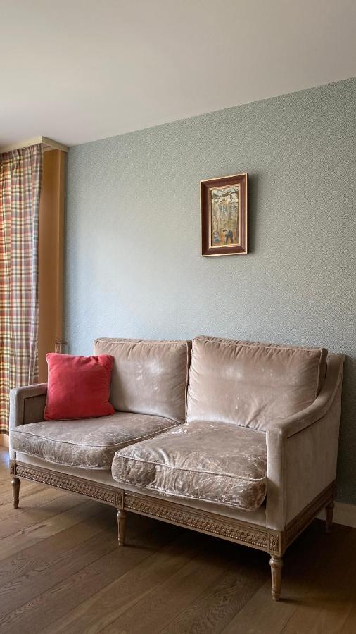 An Apartment In A Modern Swiss Chalet Iseltwald Dış mekan fotoğraf